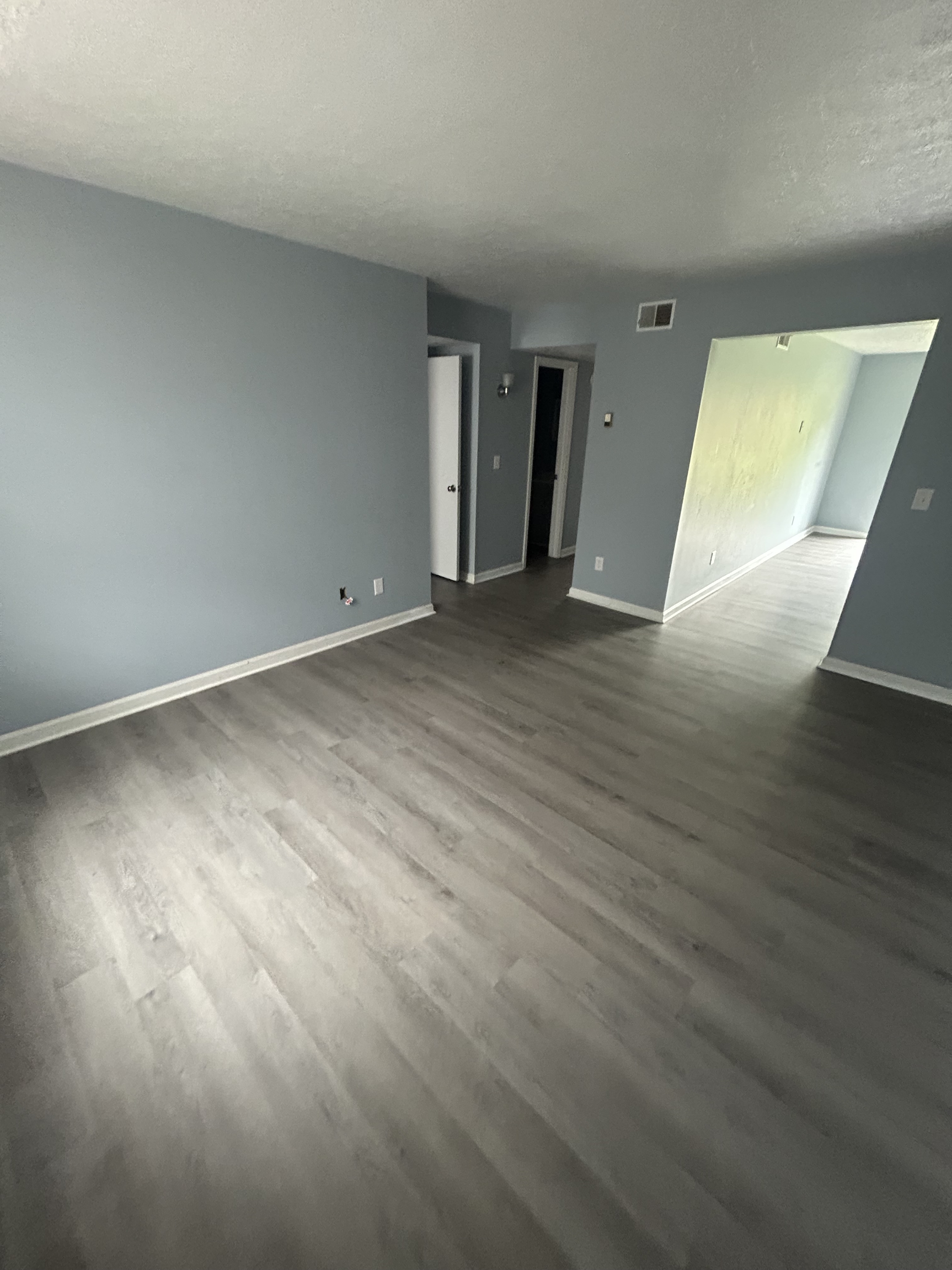 720 E Lincoln Trail-5